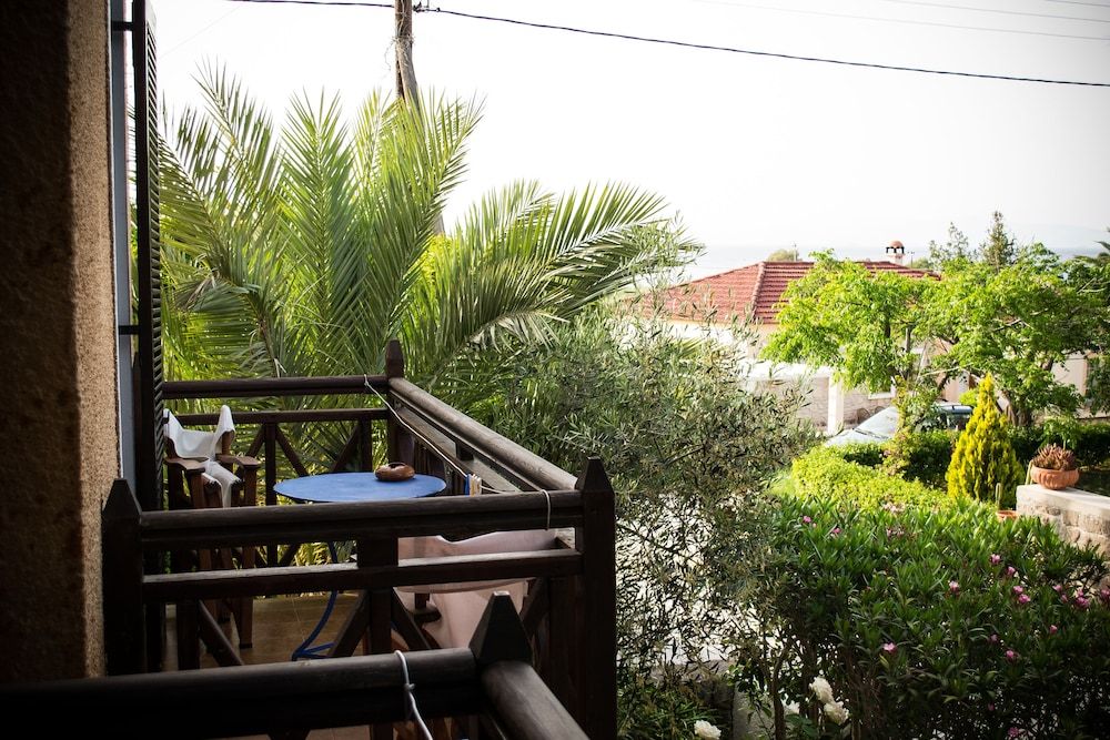 Vagia Traditional Hotel Basic Double Room, Balcony 5