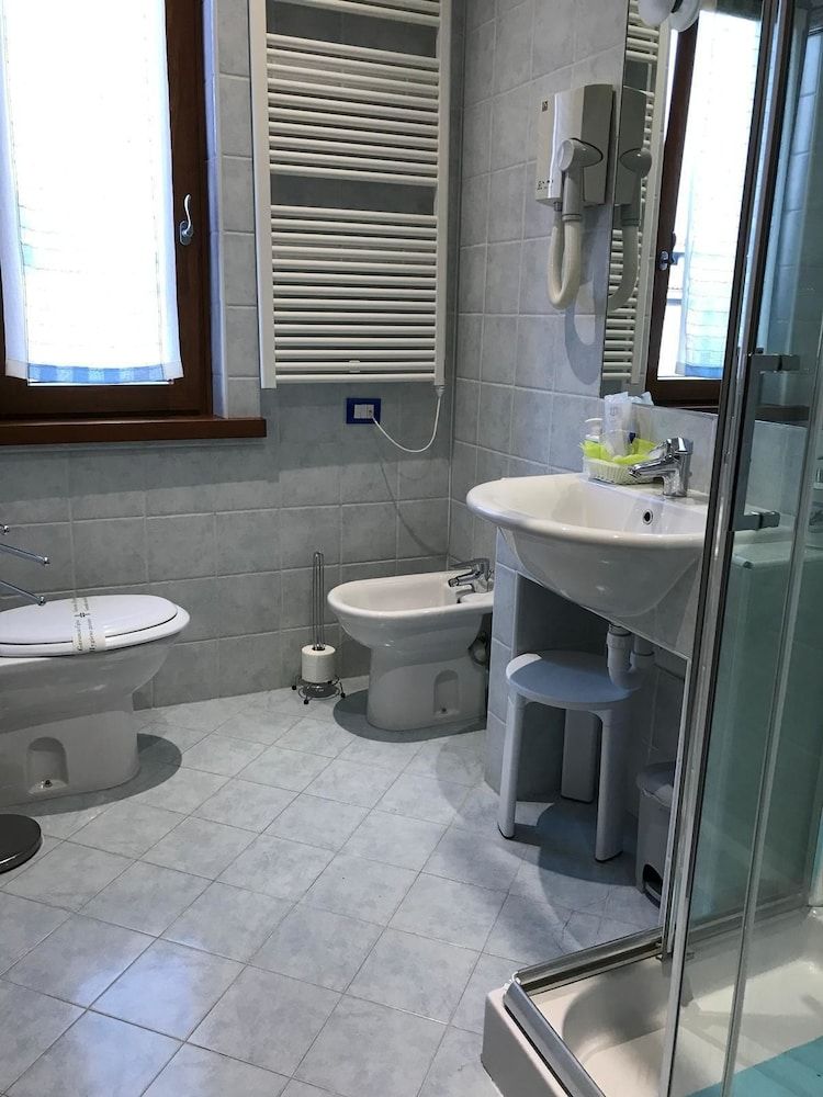 Twin Room, 2 Twin Beds