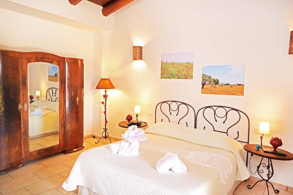 Masseria Alberotanza Classic Triple Room 8