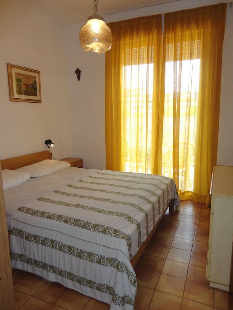Apartment, 2 Bedrooms, Balcony