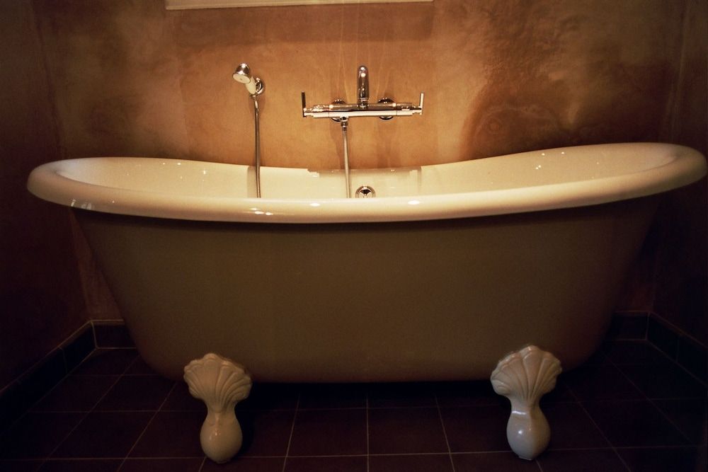 1669 Bed & Breakfast Deluxe Suite, City View 6