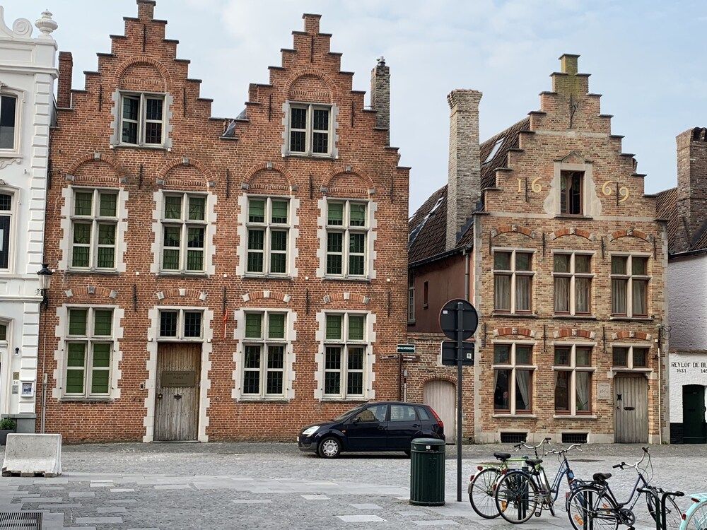 undefined 1669 Bed & Breakfast 7