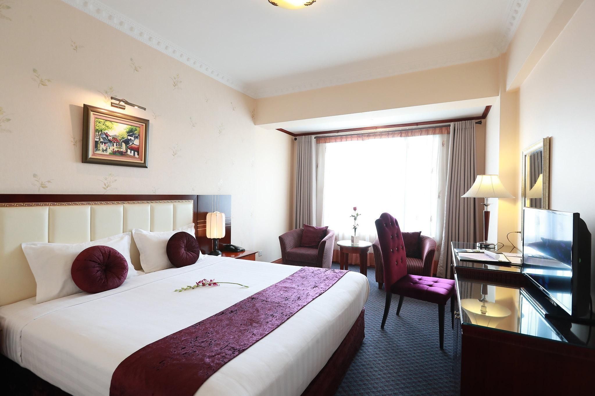 undefined Flower Garden Hotel 4