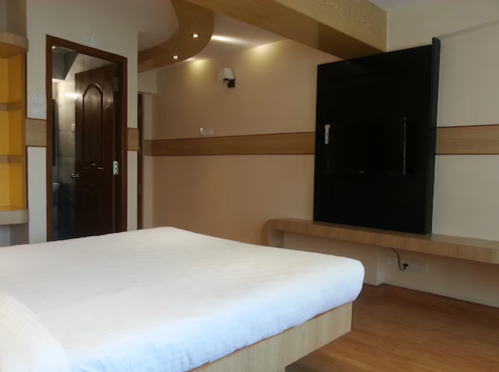 Hotel Darshan Executive (Non-view) 4