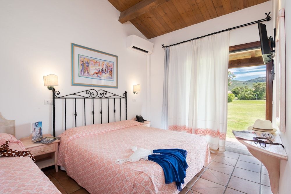 Triple Room (2 adults + 1 child)