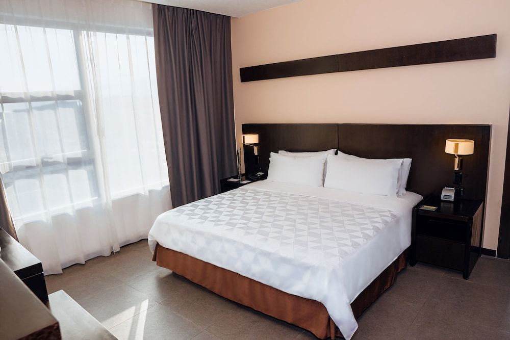 Suite, 1 Bedroom (Club Floor)