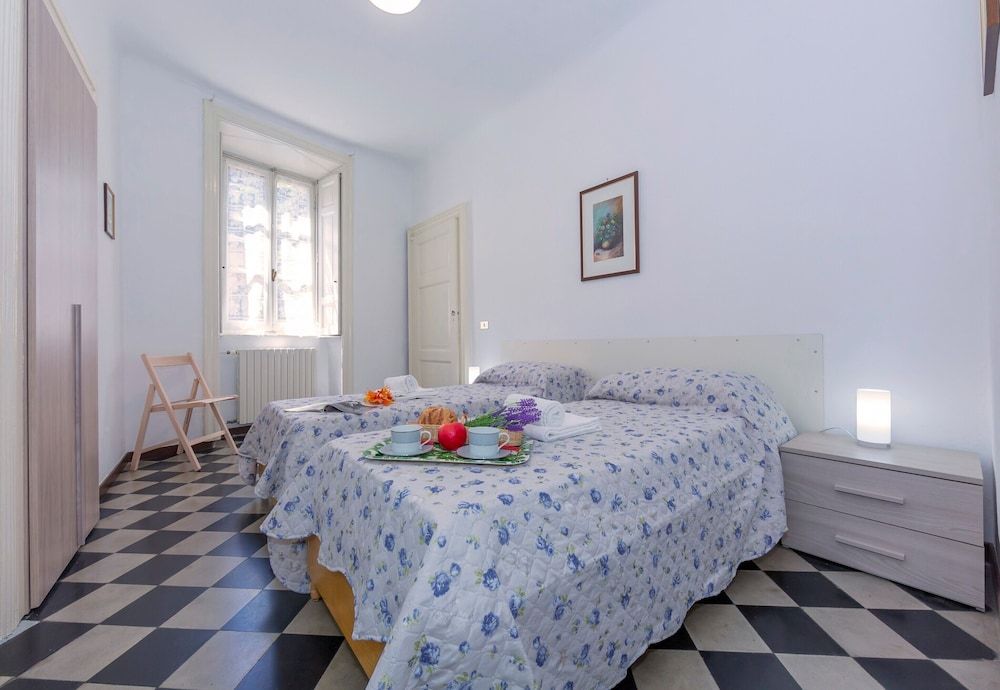 Family Apartment, 2 Bedrooms, Lakeside (Casa Mira Al Lago)