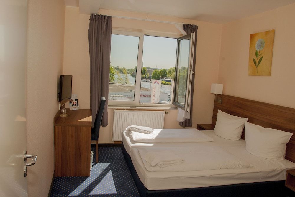 ITM Hotel an der Bille Single Room, 1 Twin Bed, Shared Bathroom 2