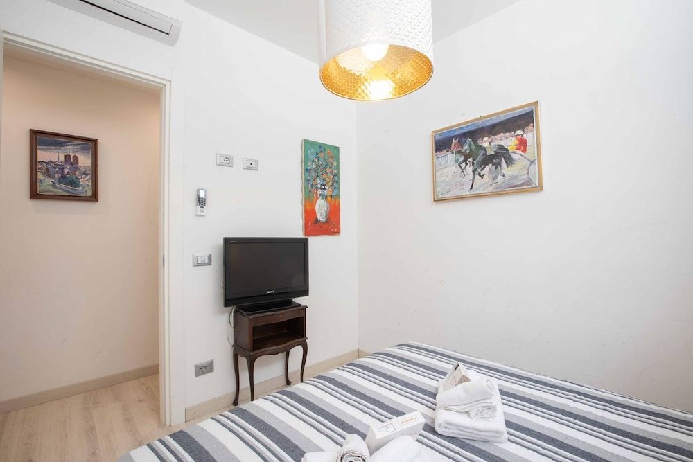Family Apartment, 2 Bedrooms (Casa Angerin 2 - 100m from sea)