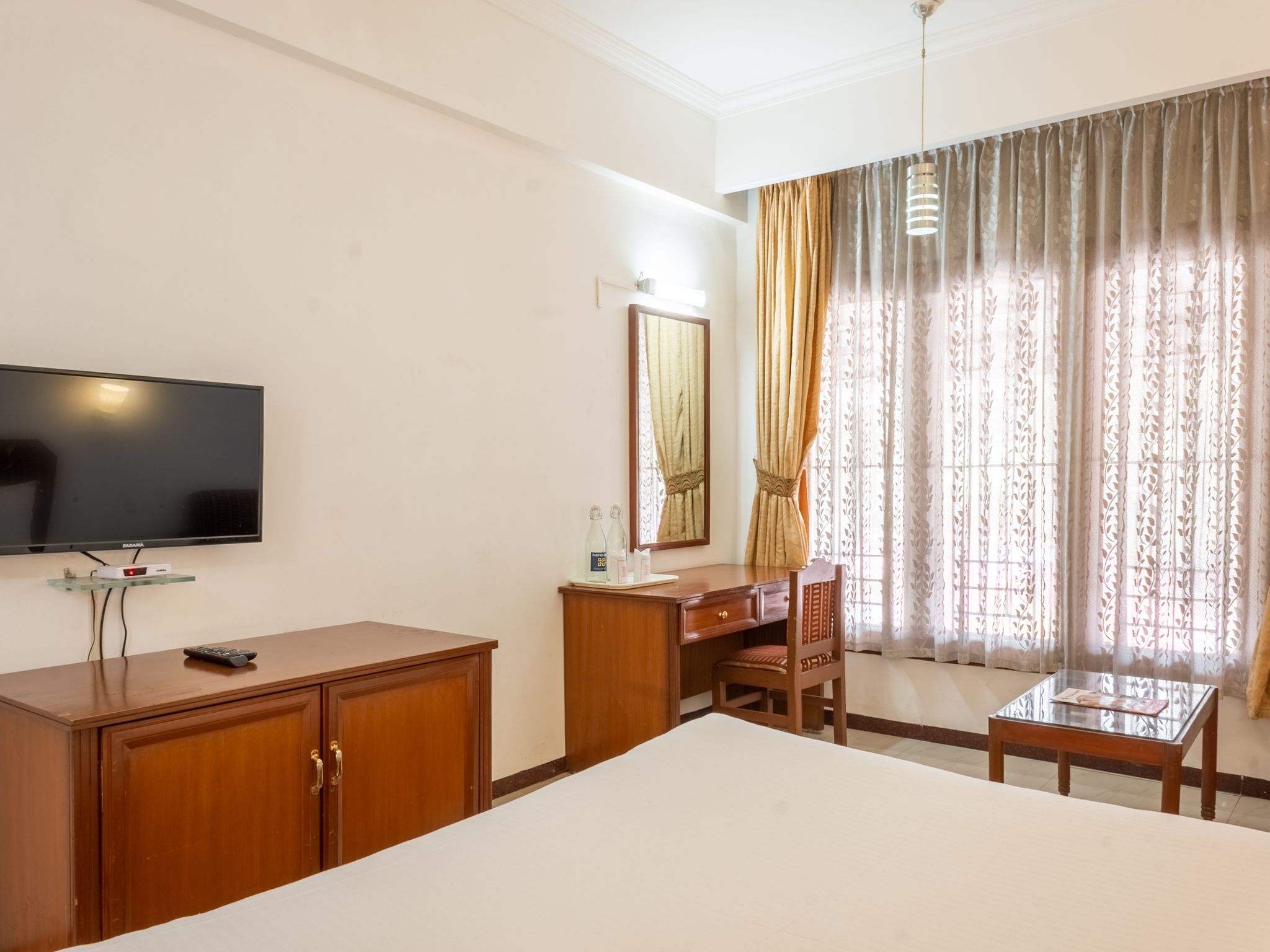 Hotel Preethi Classic Tower Deluxe Room
