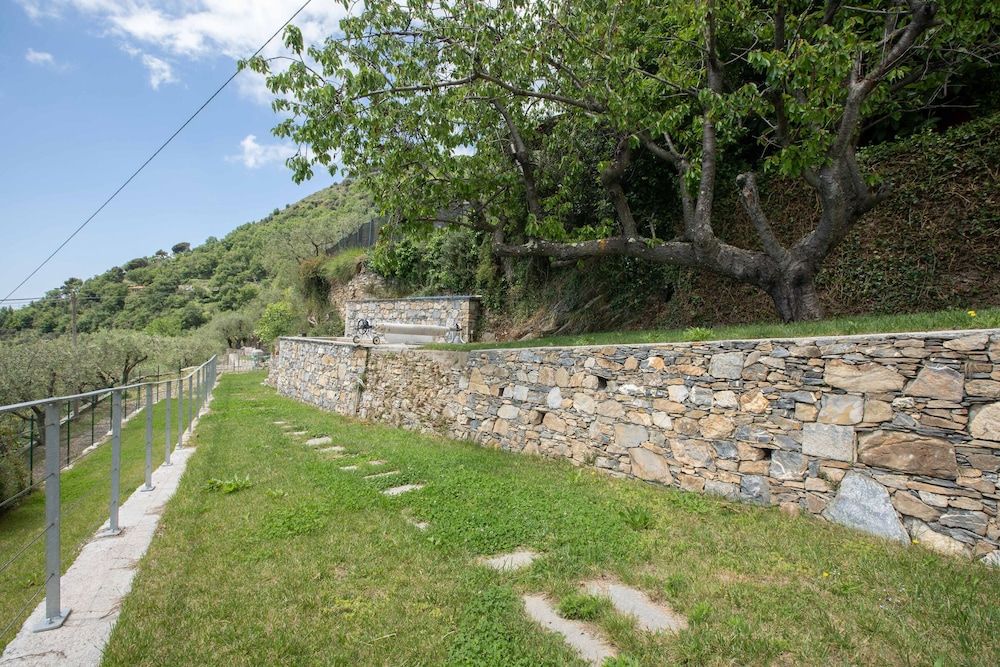 Villa Cherry Garden