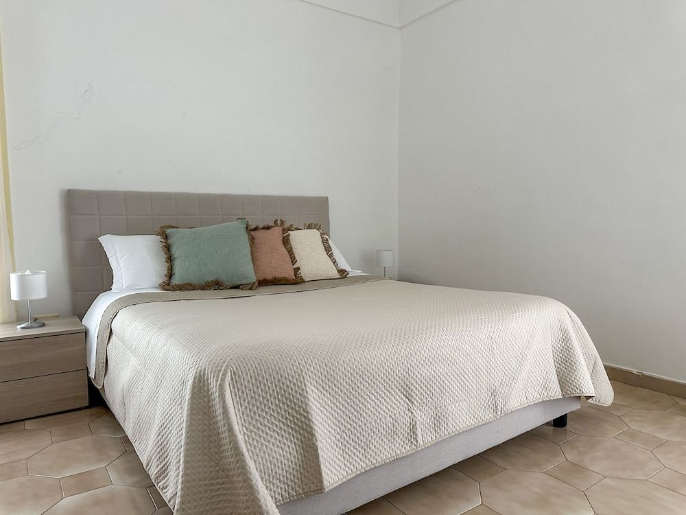 flowers apartments and rooms Panoramic Double or Twin Room 2