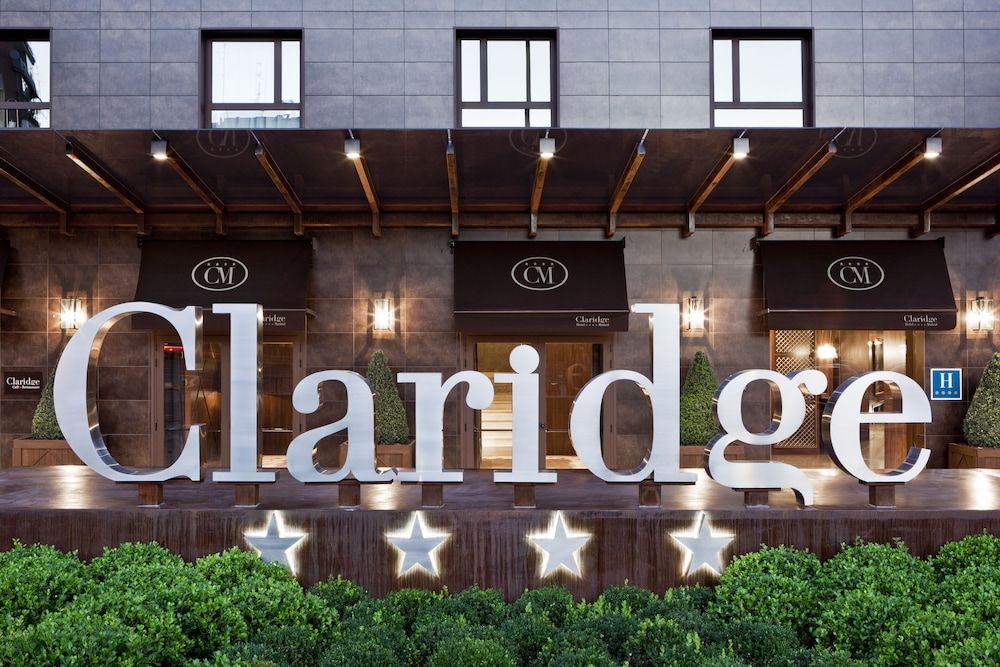 undefined Hotel Claridge Madrid 2