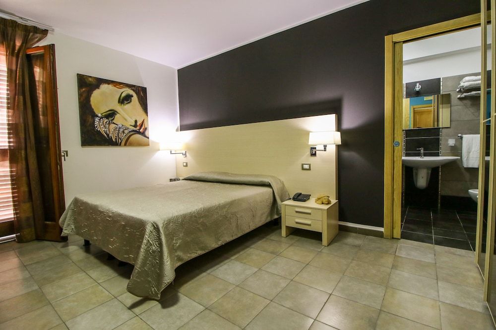 Double Room, Balcony