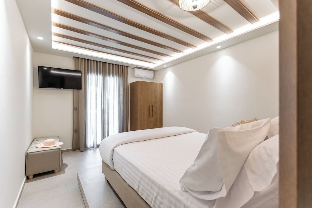 Superior Suite, City View