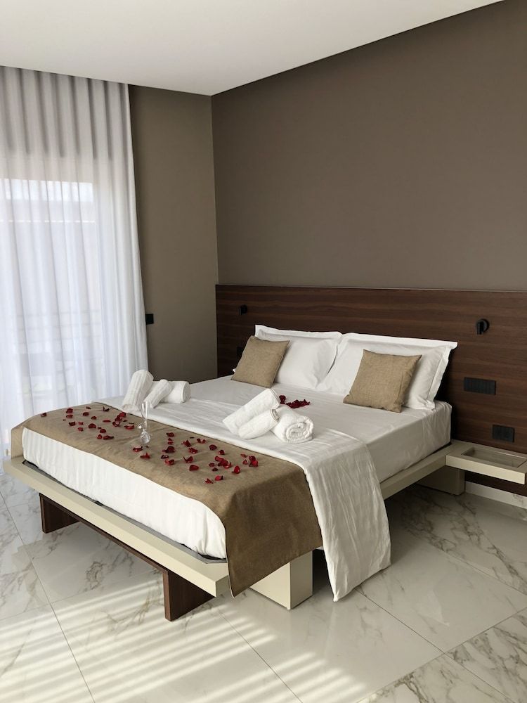 BorgiaRooms Junior Studio Suite, 2 Bedrooms, Non Smoking, Sea View