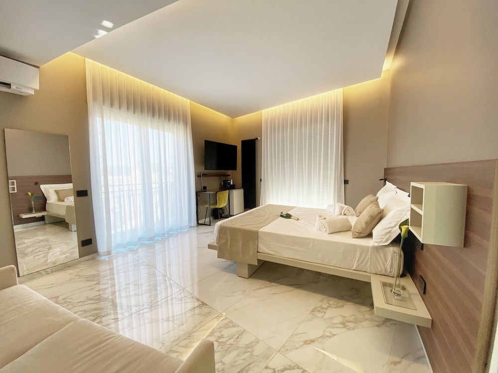 BorgiaRooms Junior Studio Suite, 2 Bedrooms, Non Smoking, Sea View 24