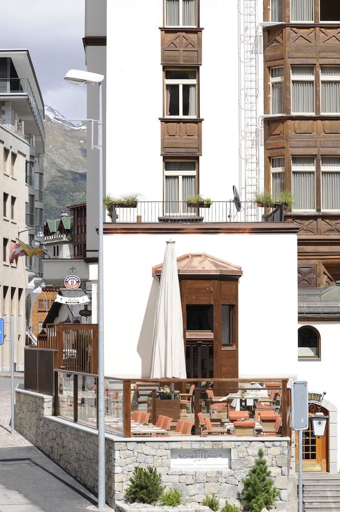 undefined Schweizerhof Swiss Quality Hotel 2