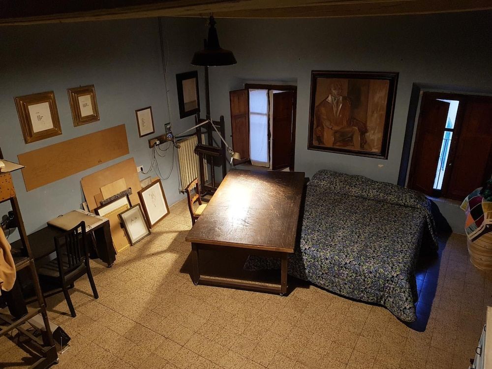 Standard Double or Twin Room, Shared Bathroom