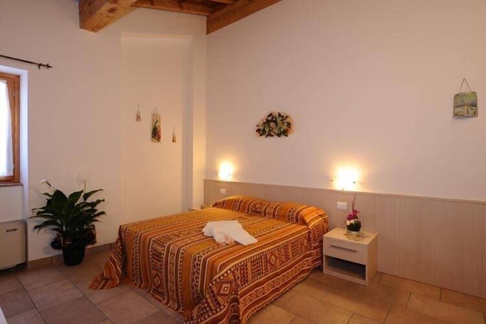 Agriturismo Corte La Sacca Double or Twin Room 3