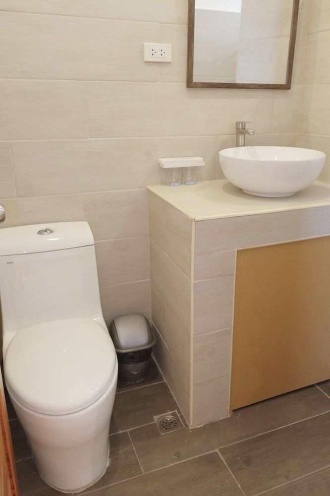 Cliffside Resort Panglao Ocean View Aircon Room 5