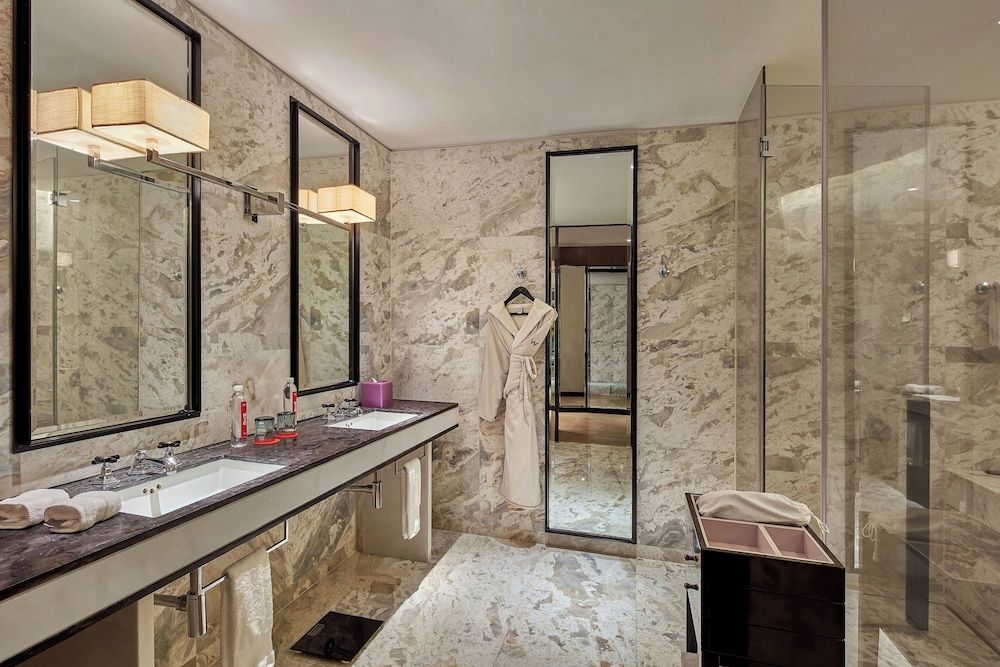 W Guangzhou Spectacular Room, Room, 2 Double Beds, City View 3