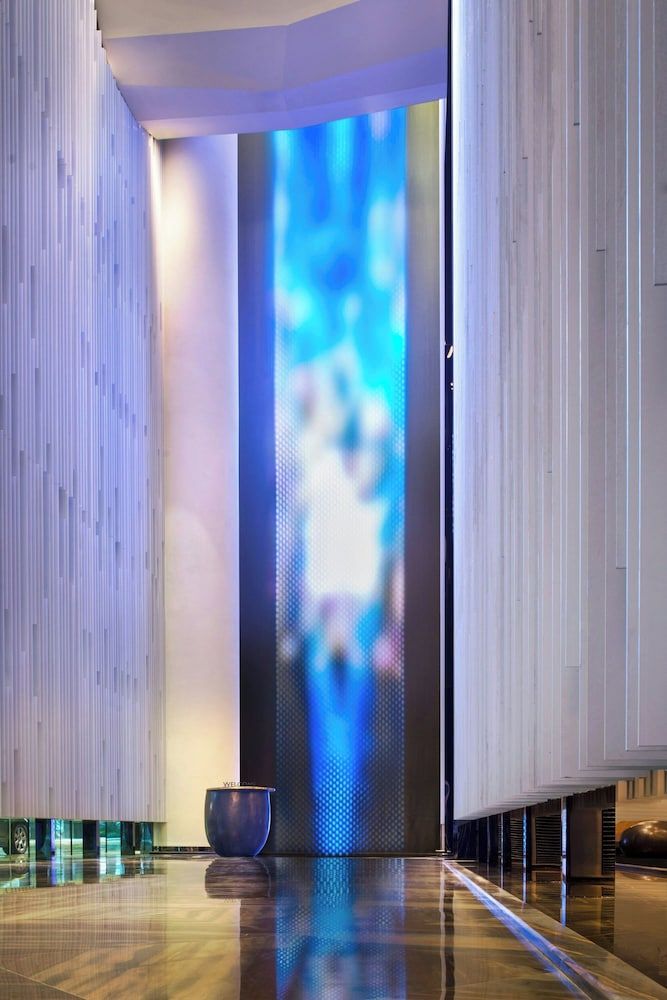 undefined W Guangzhou 9