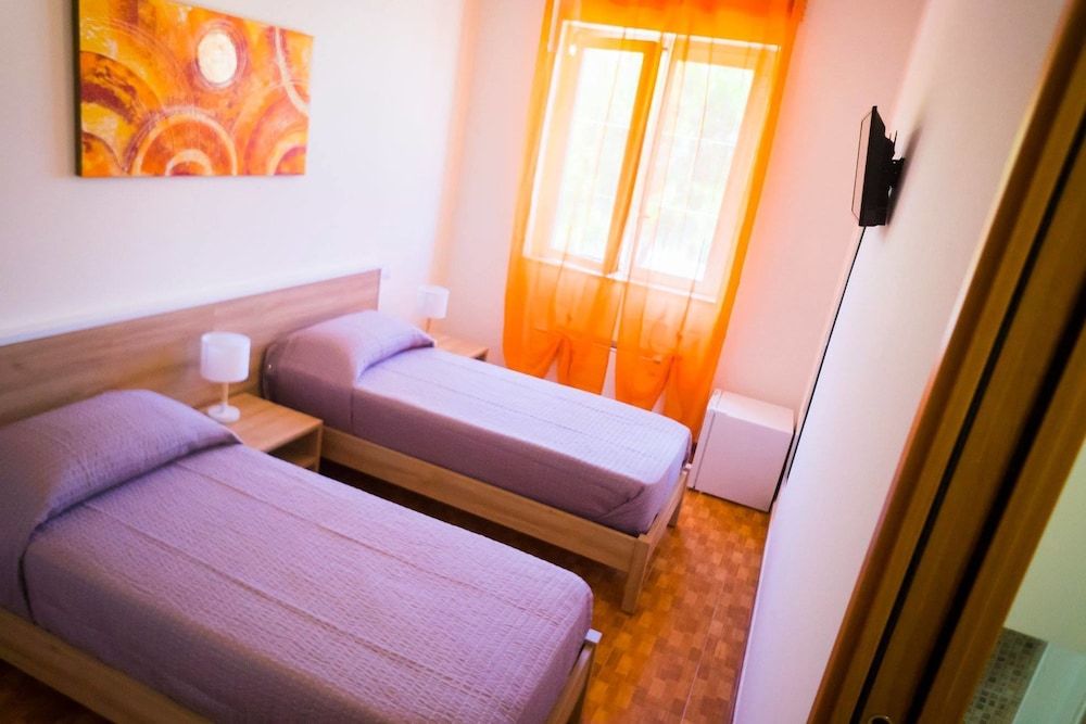 Economy Double or Twin Room, Balcony, Garden View