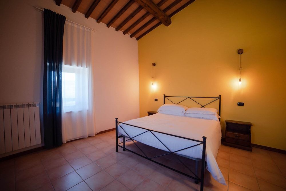 Casale Rancaglia Exclusive Condo