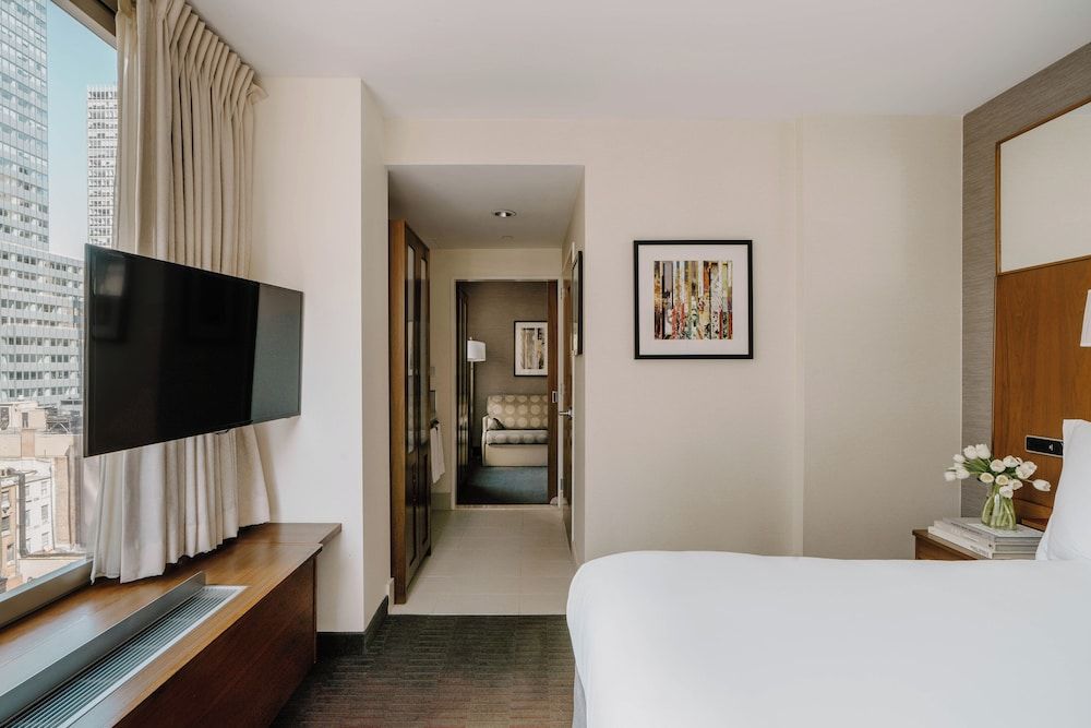Suite, Kitchen (One Room)