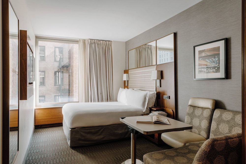 Club Quarters Hotel, Grand Central Standard Room, Accessible (Mobility) 4