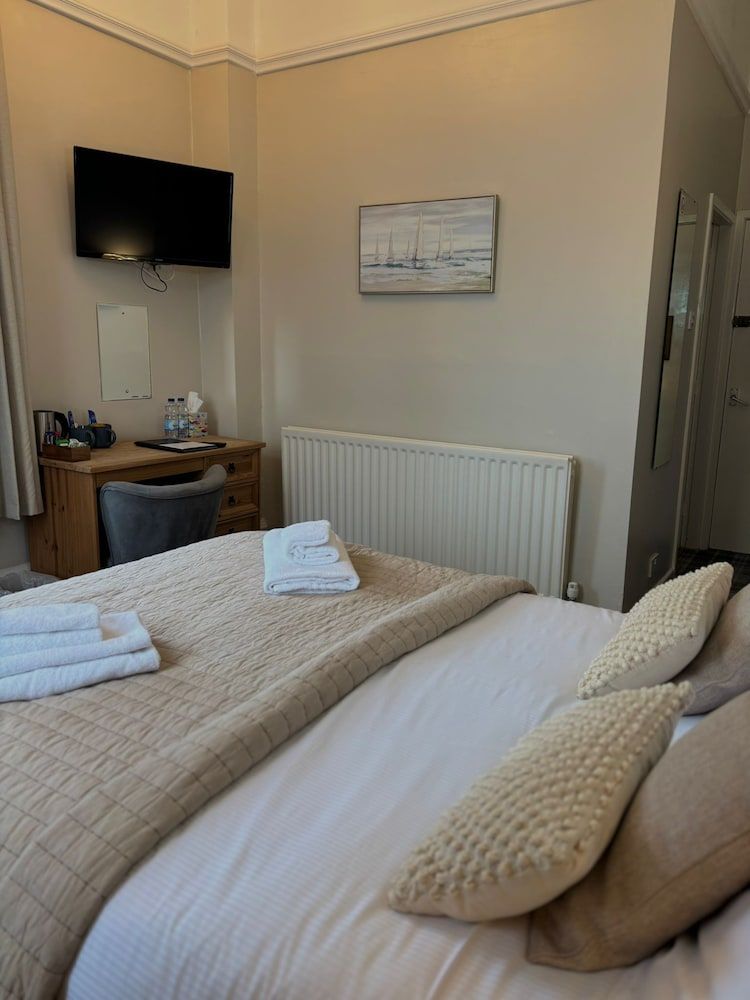 Double Room, Ensuite, Sea View