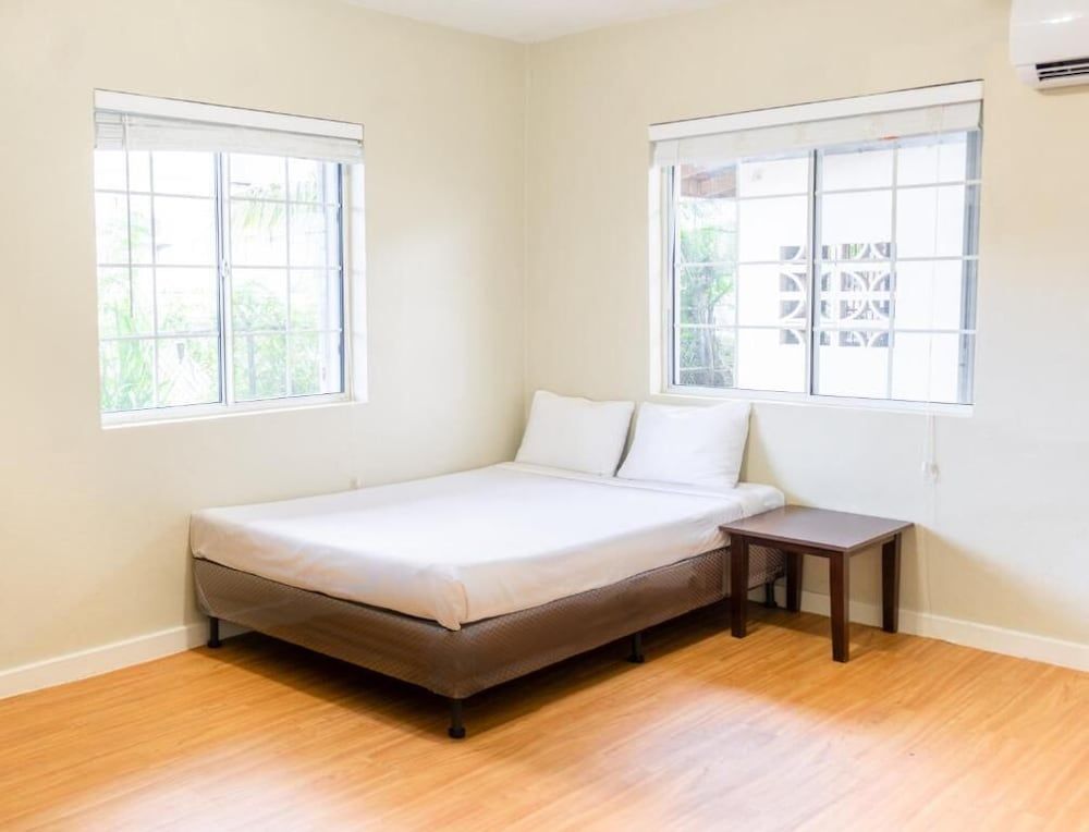 Garden Villa Hotel Family Triple Room