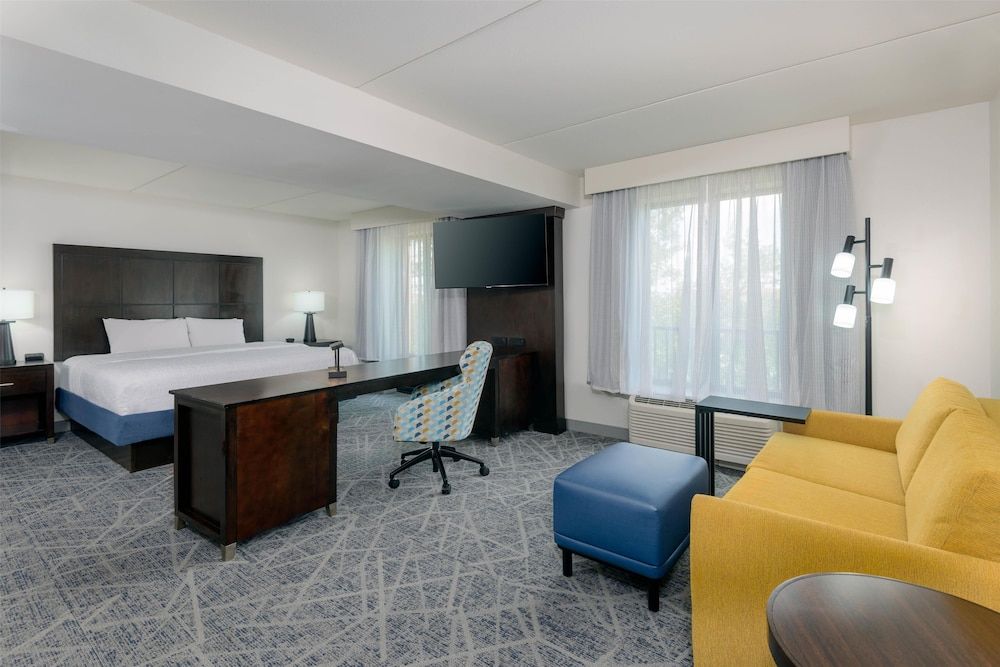 King Studio Suite