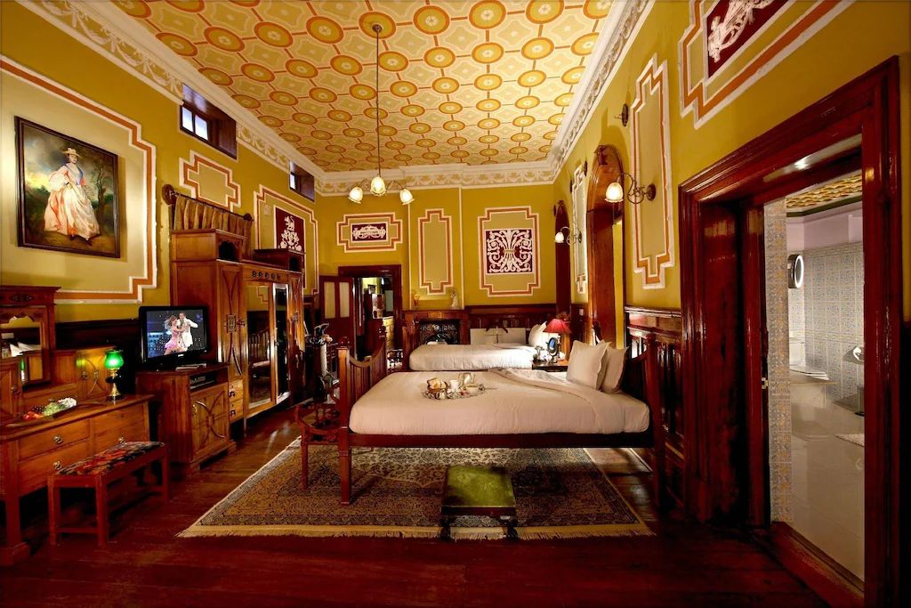 Welcomheritage Fernhills Royale Palace Executive Suite 2