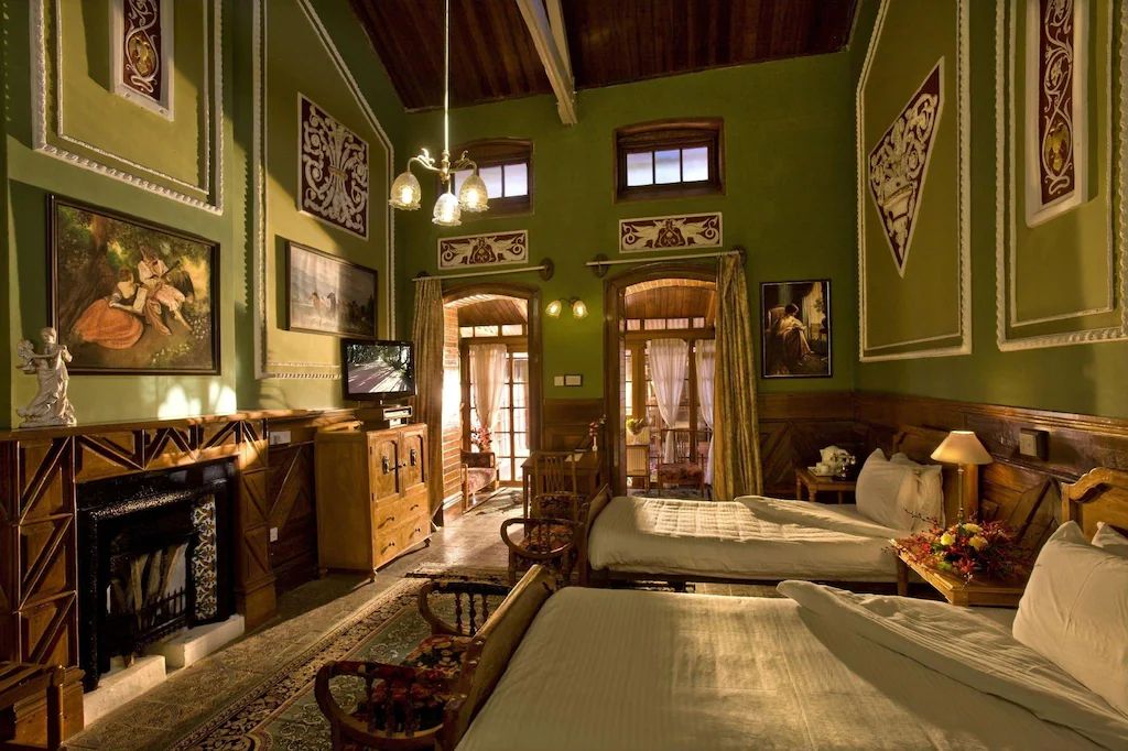 Welcomheritage Fernhills Royale Palace Executive Suite 4