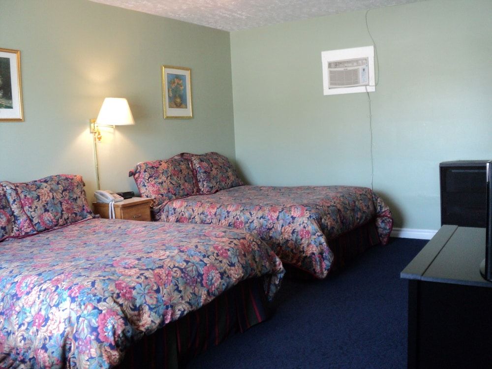 Bay Motel Standard Room, 2 Double Beds 2