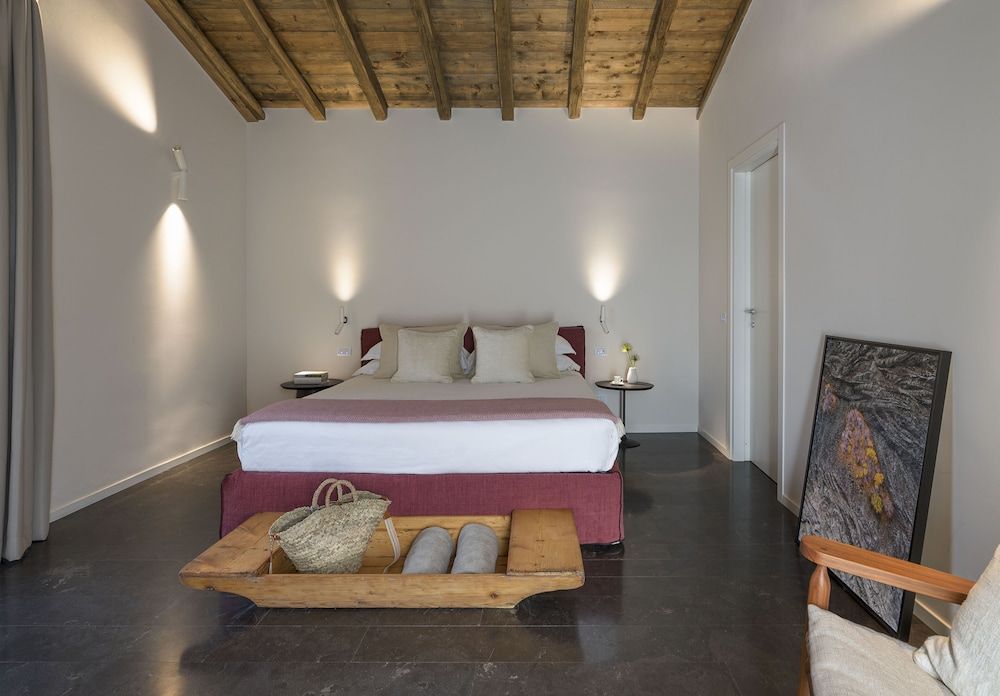 Dimora Cottanera Superior Double Room 3