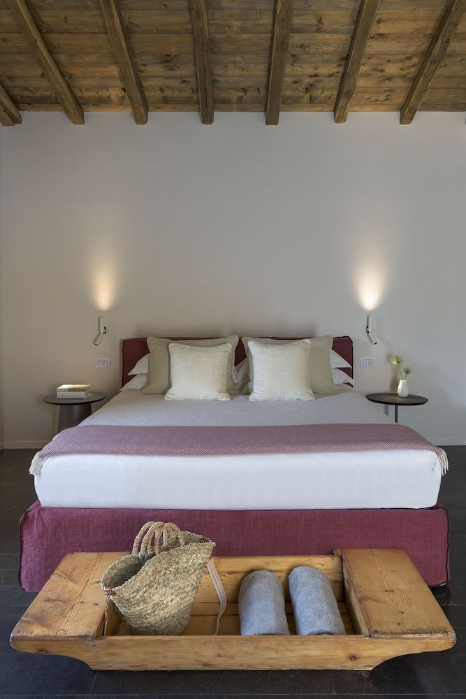 Dimora Cottanera Superior Double Room 2