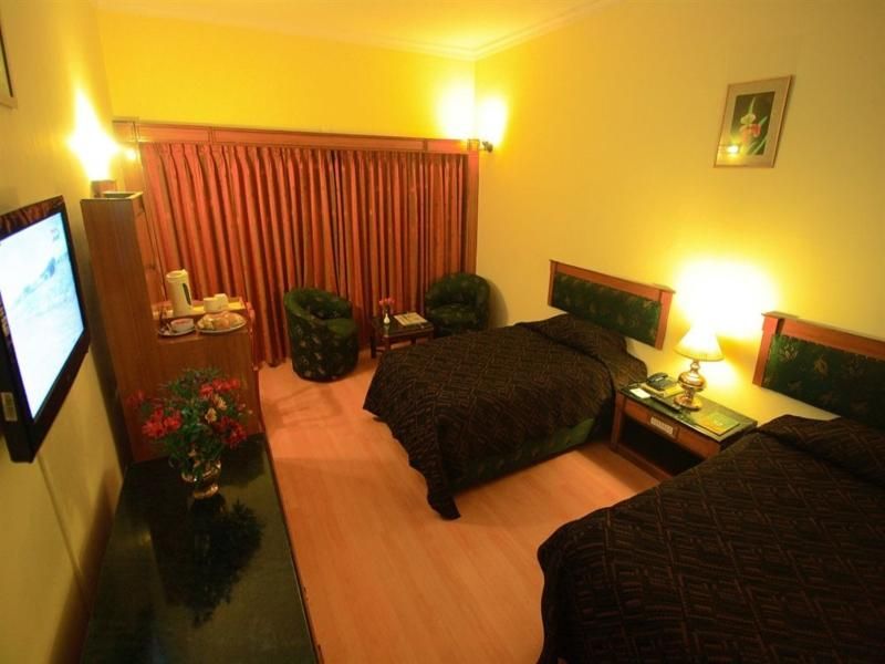 Queen Deluxe (2 Nights / 3  Days Package)