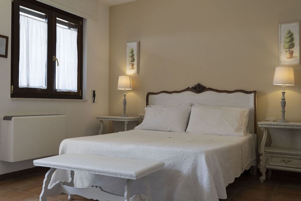Basic Double Room, Ensuite