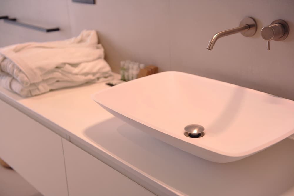 Settanni Sea Suites Luxury Suite, 1 Bedroom, Sea View (Suite Sauvage) 4