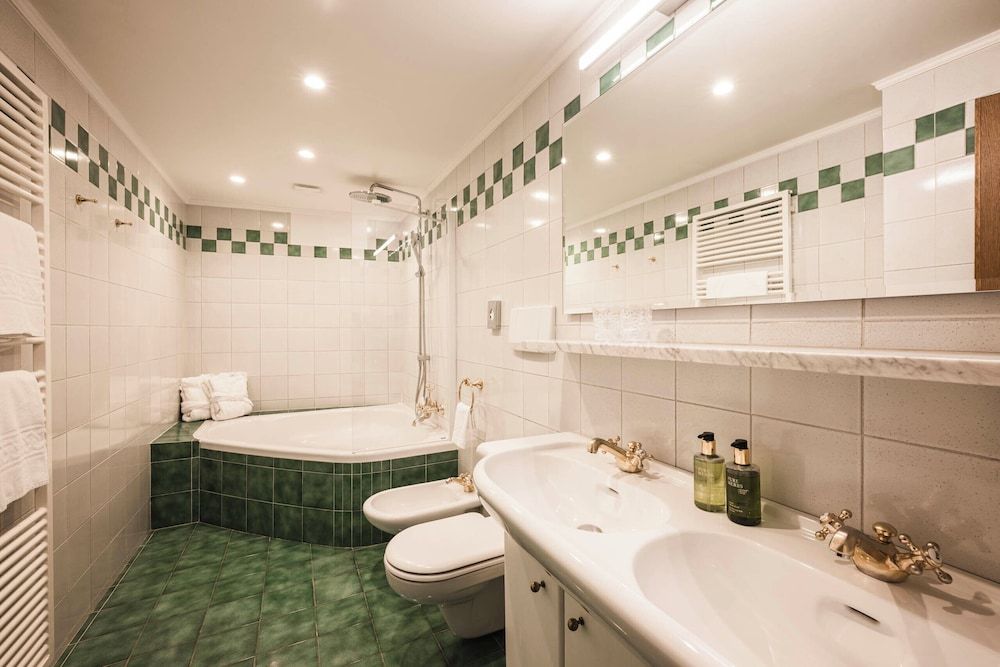 Cavallino d'Oro Superior Room 12