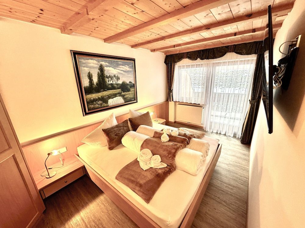 Honeymoon Apartment
