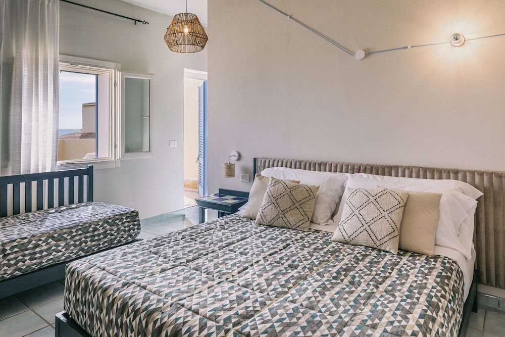 Deluxe Triple Room, Sea View