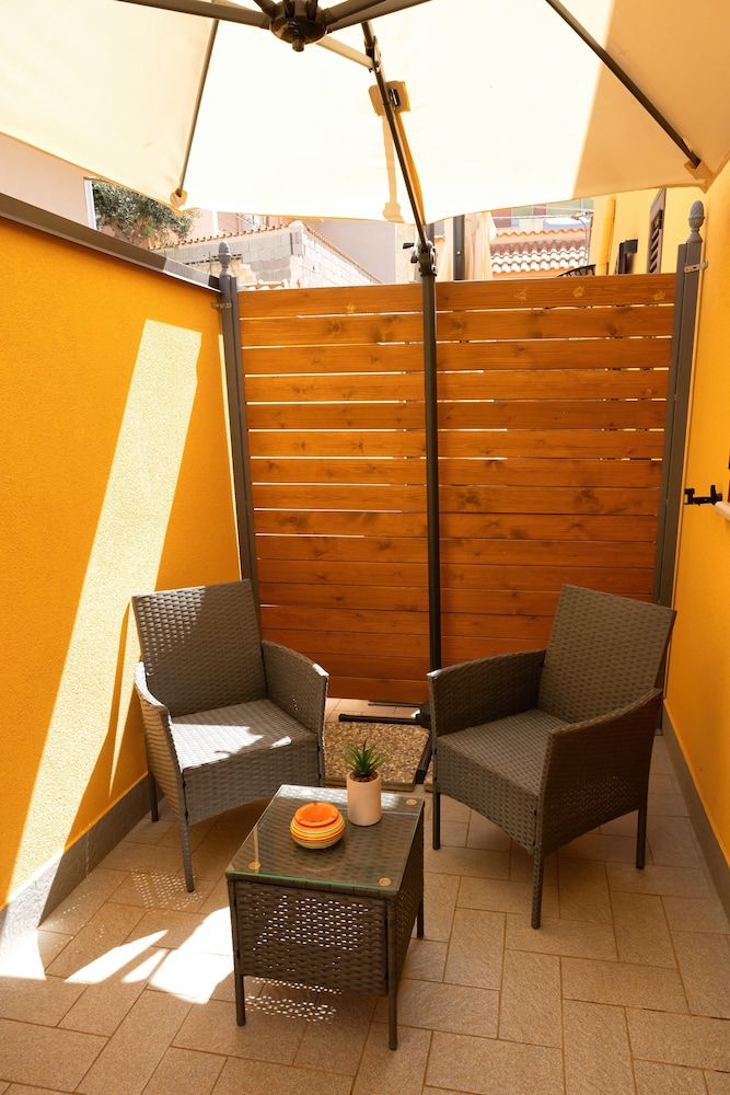 Sunset House Balestrate Comfort Room, 1 King Bed with Sofa bed, Courtyard View 7