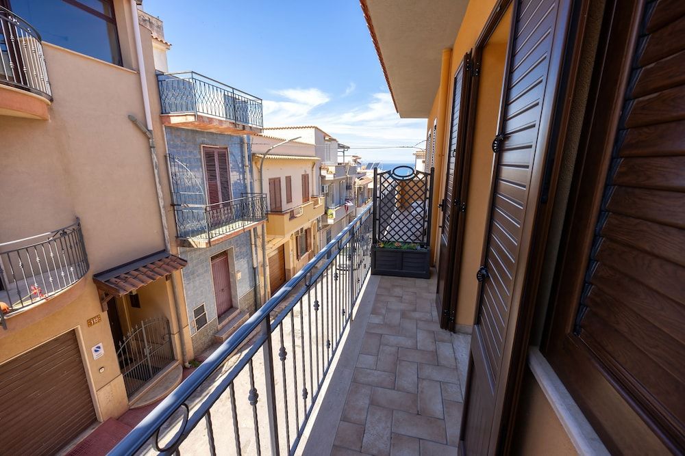 Sunset House Balestrate Premium Room, 1 Queen Bed 9