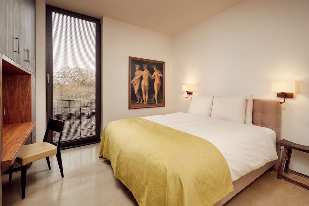 Hotel Miss Blanche Business Suite, 1 Queen Bed with Sofa bed 2