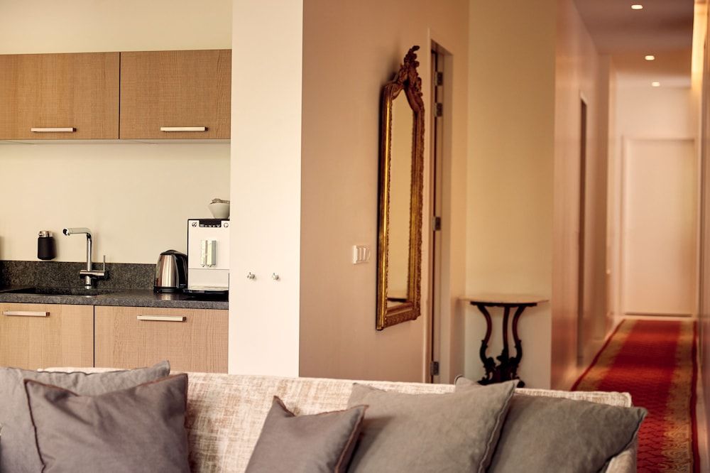 Hotel Miss Blanche Executive Suite, 2 Queen Beds, Canal View 4