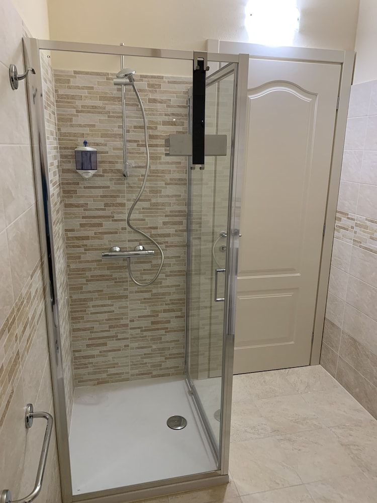 Ferriera 8 Basic Room 23